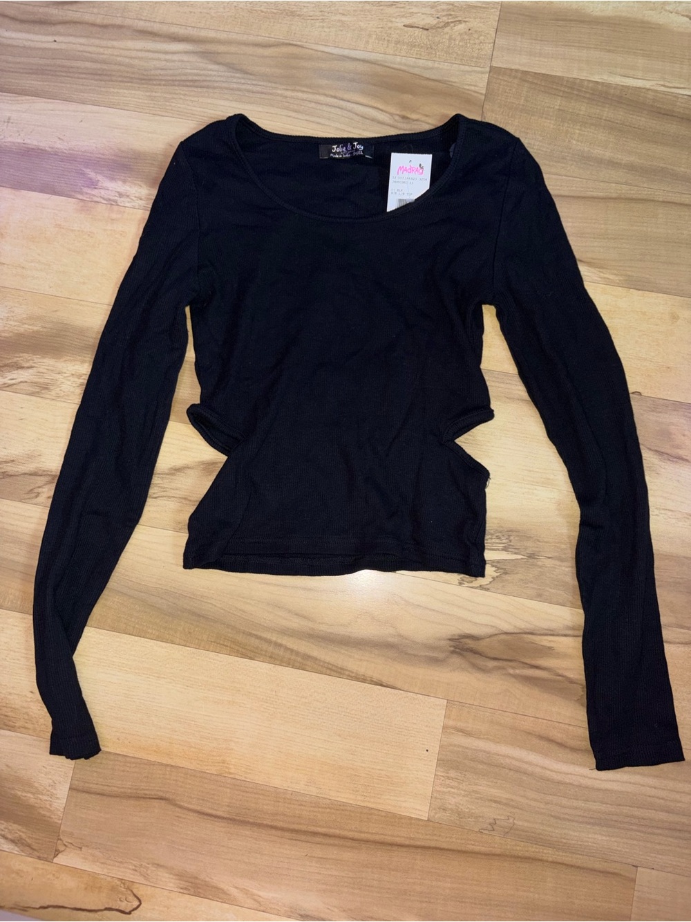 Julie & Co. Black Long-Sleeve Cutout Tee